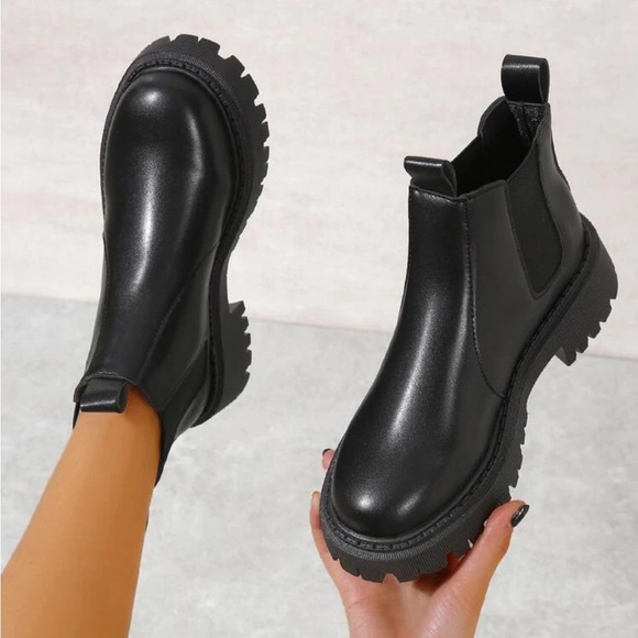 SHEIN Solid Black Moto Combat Boots Women’s Size 9 - Picture 2 of 11